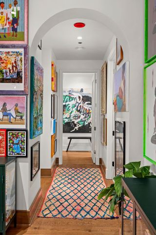 21 N May Street 405, Chicago, IL 60607