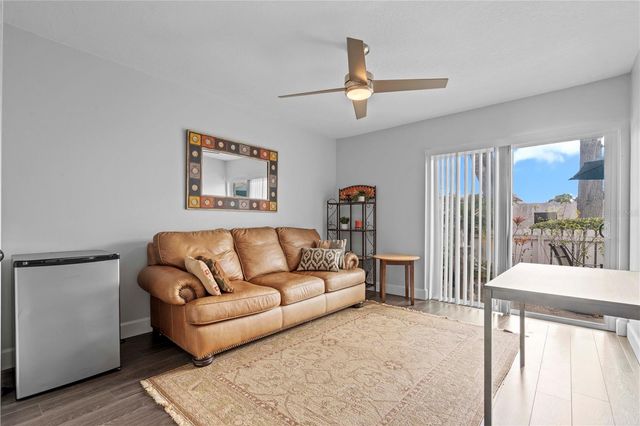 1318 MORELAND DRIVE 105, Clearwater, FL 33764