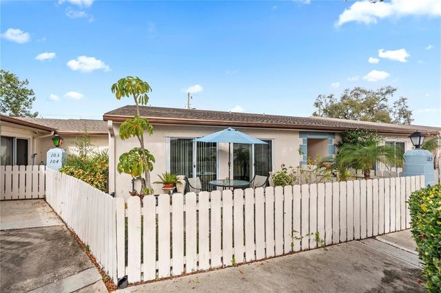 1318 MORELAND DRIVE 105, Clearwater, FL 33764