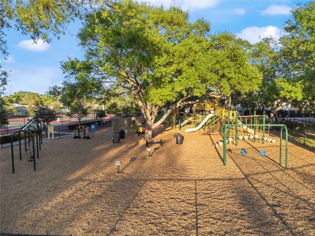 1318 MORELAND DRIVE 105, Clearwater, FL 33764