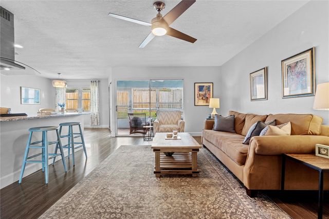 1318 MORELAND DRIVE 105, Clearwater, FL 33764