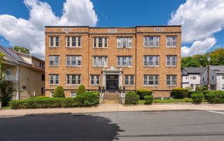 86 Tudor Street 1, Chelsea, MA 02150