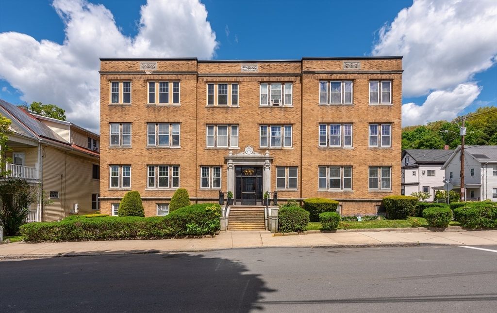 86 Tudor Street 1, Chelsea, MA 02150