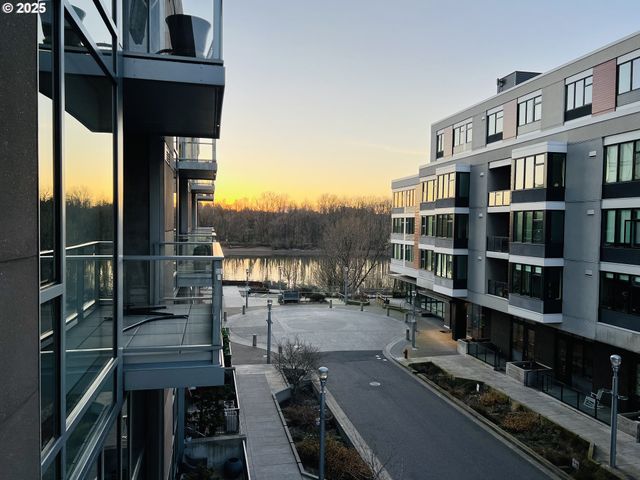 841 S GAINES St 333, Portland, OR 97239