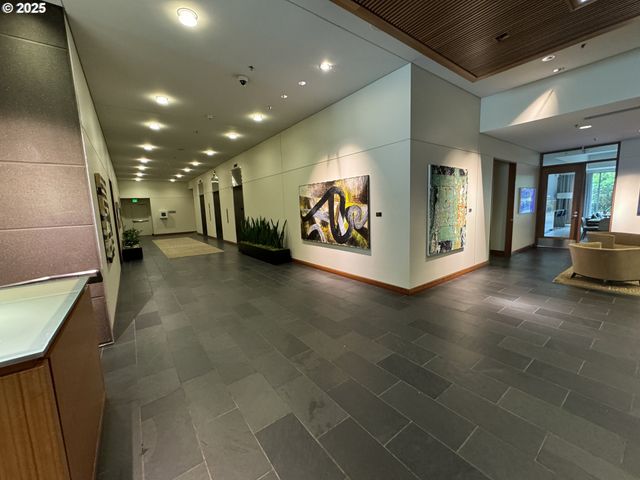 841 S GAINES St 333, Portland, OR 97239