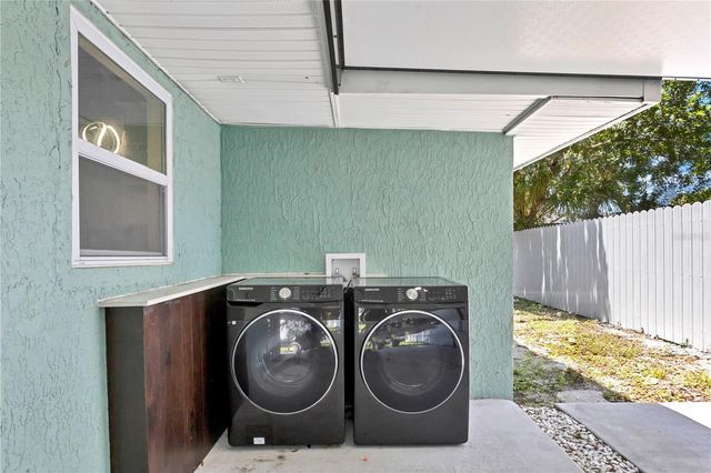 2839 OLYMPIC STREET, Sarasota, FL 34231