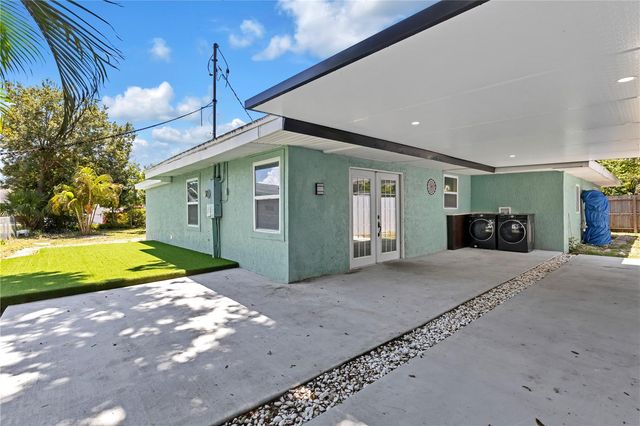 2839 OLYMPIC STREET, Sarasota, FL 34231