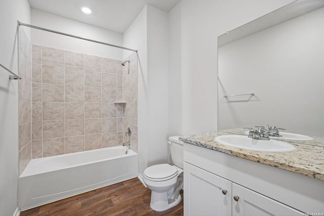 4550 BONTEBOK DR, Converse, TX 78109