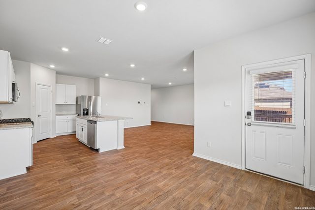 4550 BONTEBOK DR, Converse, TX 78109