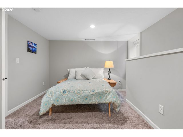 2722 Ne 9TH Ave, Portland, OR 97212