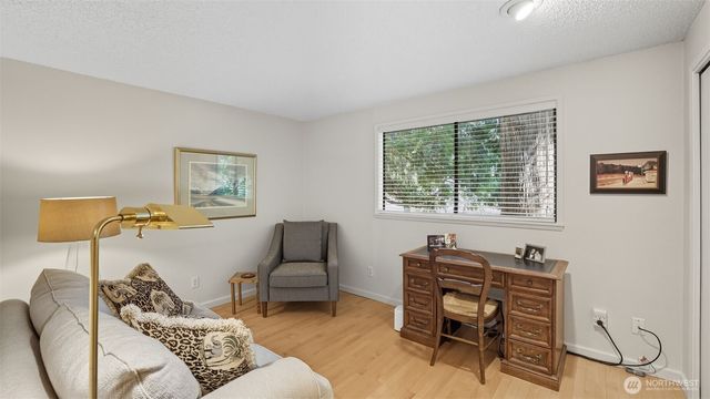 24255 133rd Avenue SE, Kent, WA 98042