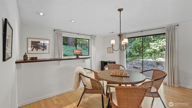 24255 133rd Avenue SE, Kent, WA 98042