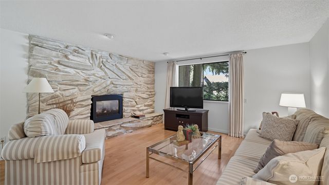 24255 133rd Avenue SE, Kent, WA 98042