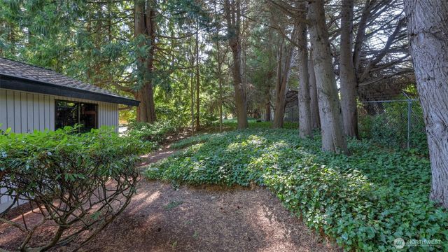 24255 133rd Avenue SE, Kent, WA 98042