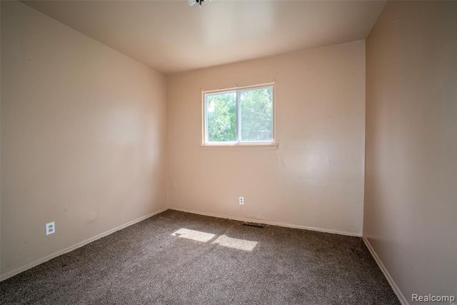2045 Flamingo Drive, Mount Morris, MI 48458