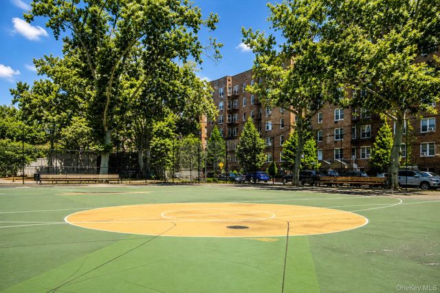 2550 E 11th Street, Brooklyn, NY 11235