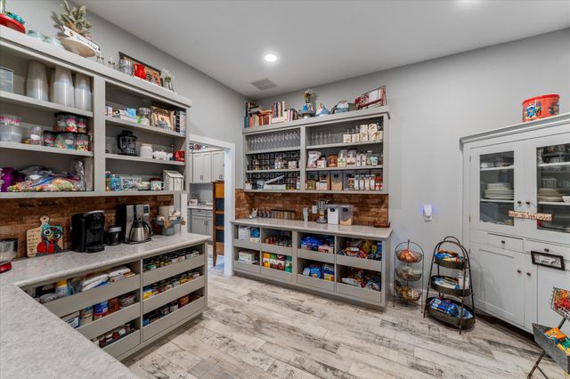 8291 State Highway 198, Mabank, TX 75156