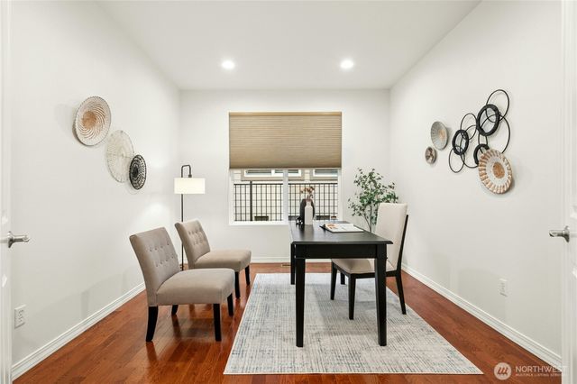 13443 Mahonia Place NE, Redmond, WA 98053