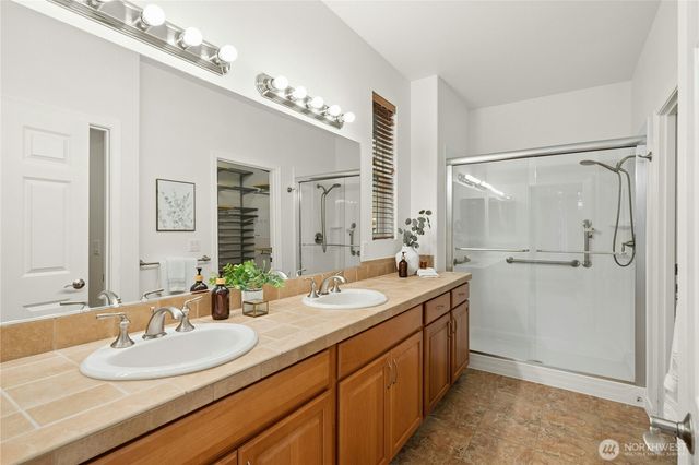 13443 Mahonia Place NE, Redmond, WA 98053