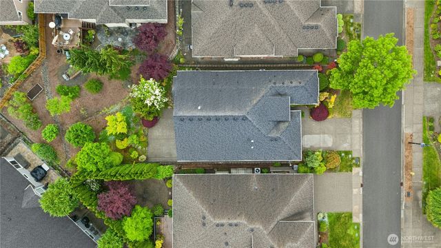 13443 Mahonia Place NE, Redmond, WA 98053