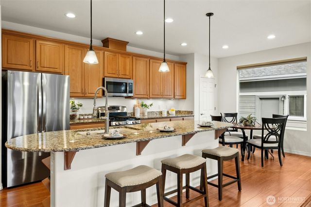 13443 Mahonia Place NE, Redmond, WA 98053
