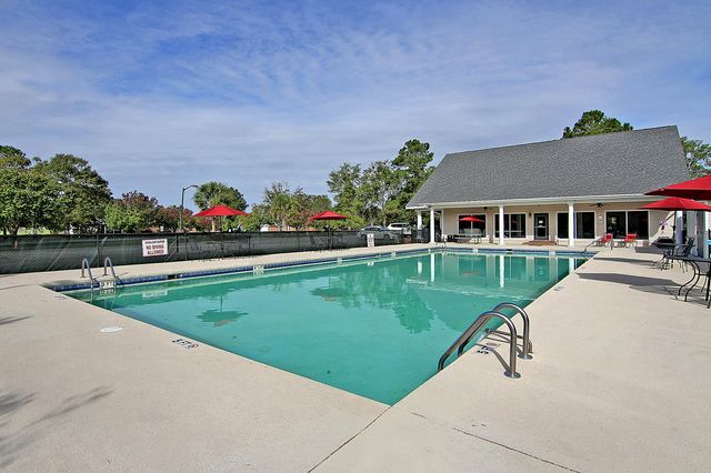 78 Carolina Way, Manning, SC 29102