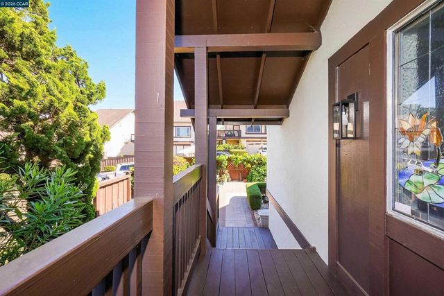 1310 Lewis Ln, Pinole, CA 94564