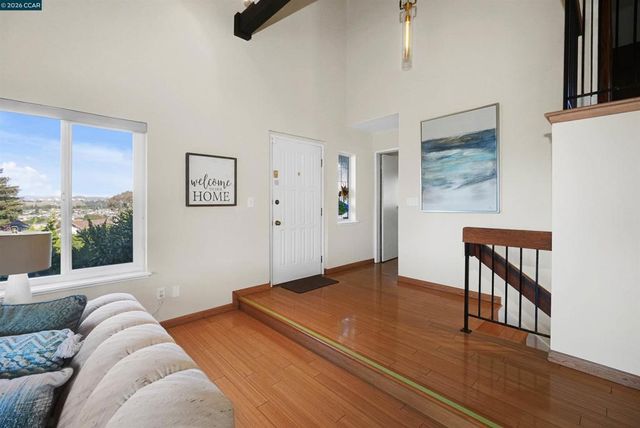 1310 Lewis Ln, Pinole, CA 94564