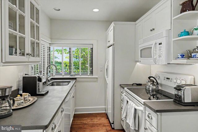 235 NORTH MAIN ST, New Hope, PA 18938