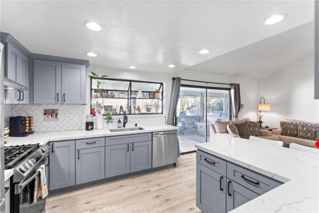 207 E Blue Mountain, Claremont, CA 91711