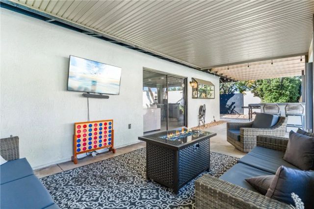 207 E Blue Mountain, Claremont, CA 91711