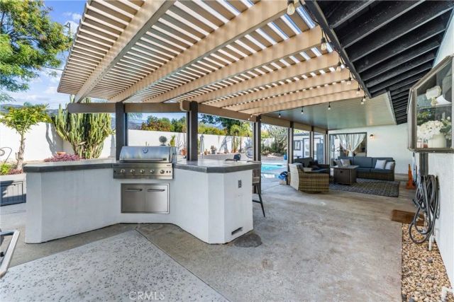 207 E Blue Mountain, Claremont, CA 91711