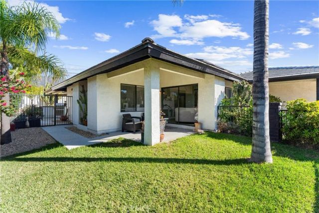 207 E Blue Mountain, Claremont, CA 91711