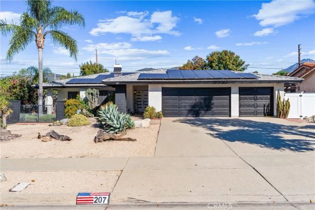 207 E Blue Mountain, Claremont, CA 91711