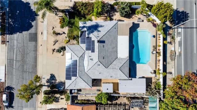 207 E Blue Mountain, Claremont, CA 91711