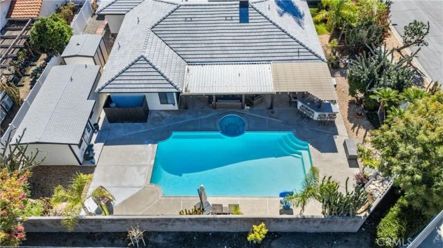 207 E Blue Mountain, Claremont, CA 91711