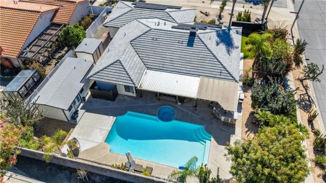 207 E Blue Mountain, Claremont, CA 91711