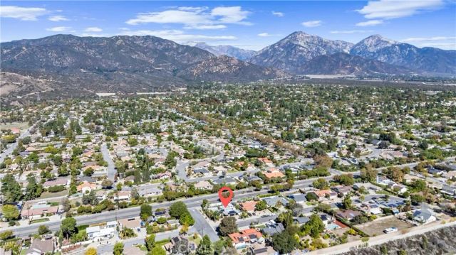 207 E Blue Mountain, Claremont, CA 91711