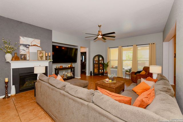 4607 Jesse Bowman, San Antonio, TX 78253