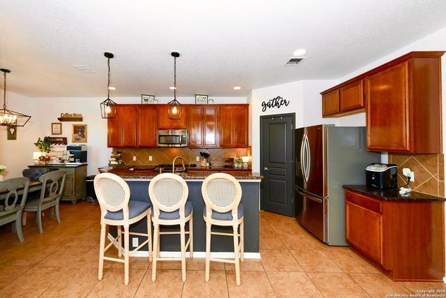 4607 Jesse Bowman, San Antonio, TX 78253