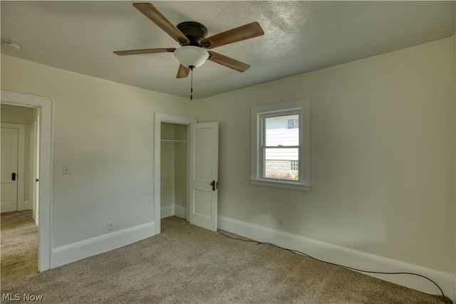 293 E Cassell Avenue, Barberton, OH 44203
