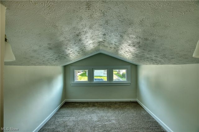 293 E Cassell Avenue, Barberton, OH 44203