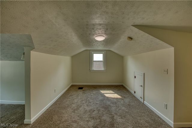 293 E Cassell Avenue, Barberton, OH 44203