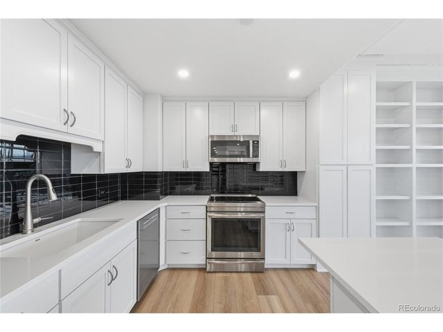 1201 N Williams St 10B, Denver, CO 80218