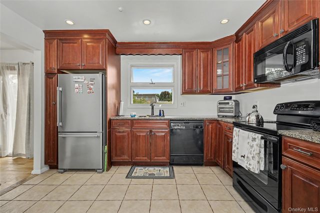 3236 Court Street, Yorktown Heights, NY 10598
