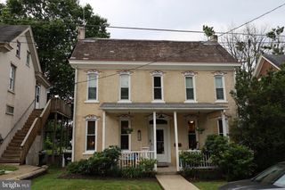 204 3RD ST, East Greenville, PA 18041