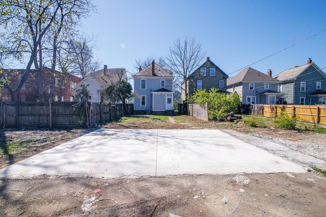418 E 17th Avenue, Columbus, OH 43201