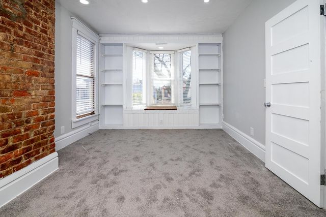418 E 17th Avenue, Columbus, OH 43201