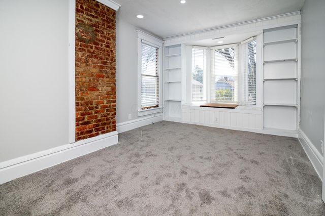 418 E 17th Avenue, Columbus, OH 43201