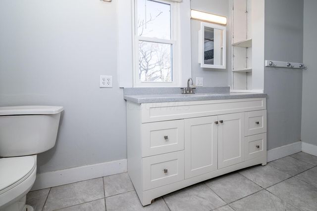 418 E 17th Avenue, Columbus, OH 43201